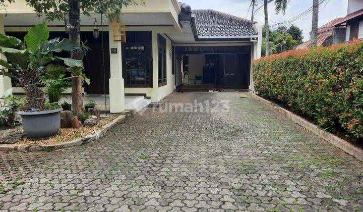 Rumah 2 Lantai Lokasi Bagus SHM di Pasar Minggu, Jakarta Selatan. Ftr 1