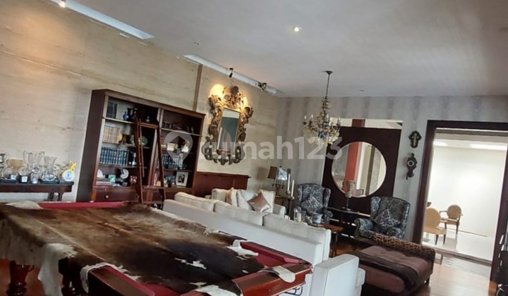 Rumah Lux Bagus Ada Kolam Renang Siap Huni Bebas Banjir Lingkungan Aman  2