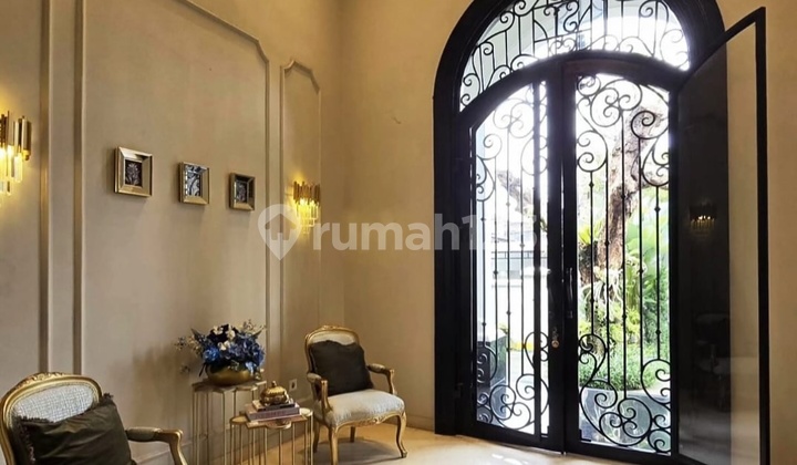 Good Ready-to-Live Minimalist House, Flood-Free, Main Road, Safe and Comfortable Neighborhood