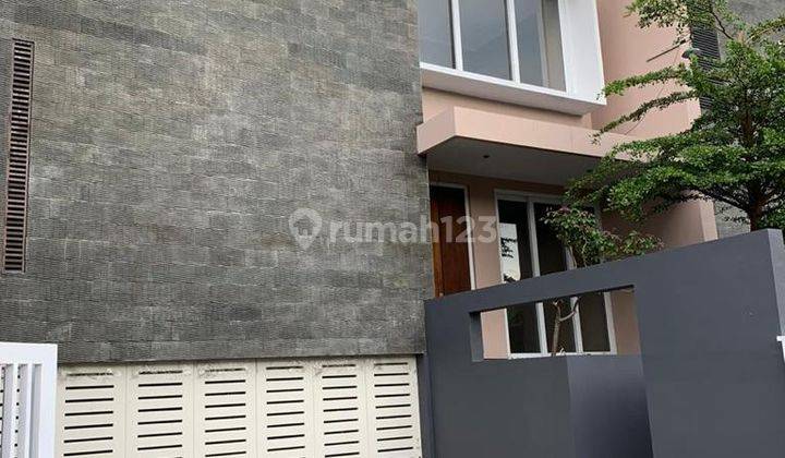 Rumah 2 dua Lantai SHM di Gowongan Ungaran Kota dekat Jl Raya Semarang Solo 1