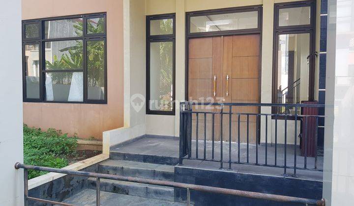 Rumah Bagus Sejuk 2 Lantai Hook di Mapagan Ungaran Barat SHM 4