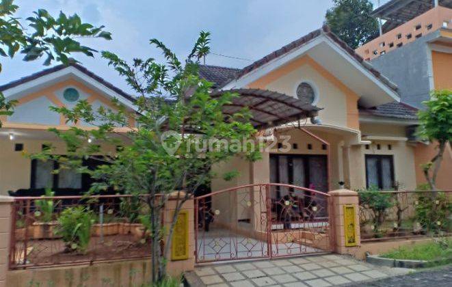 Rumah di Cluster Sawunggaling Banyumanik Semarang 1