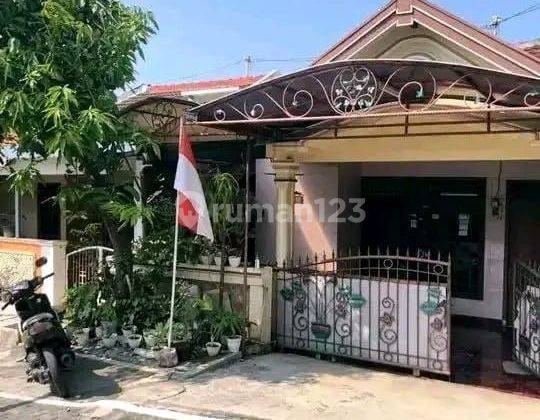 Rumah di dekat Bundaran Tulus Harapan, Ketileng Indah Semarang. 1