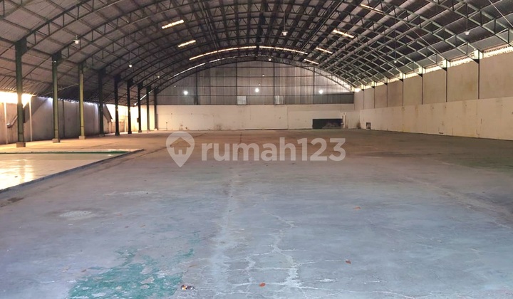 Warehouse in the Candi Gatot Subroto Industrial Area, Ngaliyan, Semarang 1