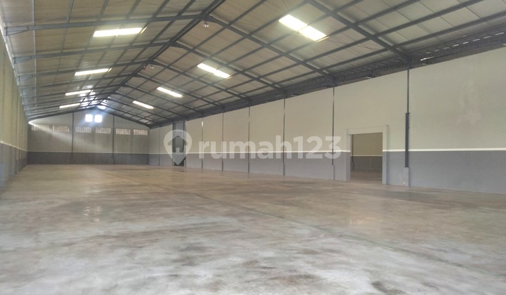 Warehouse in Candi Gatot Subroto Industrial Area, Ngaliyan, Semarang 2