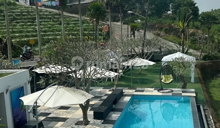 White Villa Near Gedongsongo Temple Bandungan Semarang 2