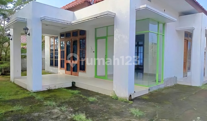 Rumah Ruang Usaha Halaman Luas Di Manyaran Semarang 1