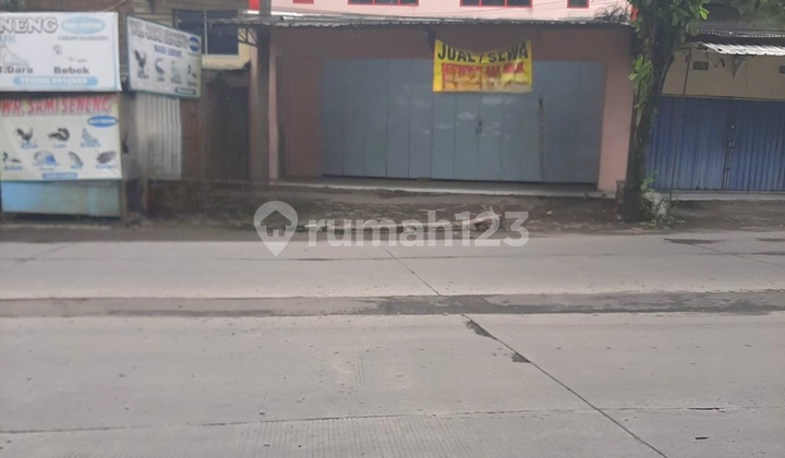 Shop House Warehouse On Jl. Wolter Monginsidi Pedurungan, East Semarang