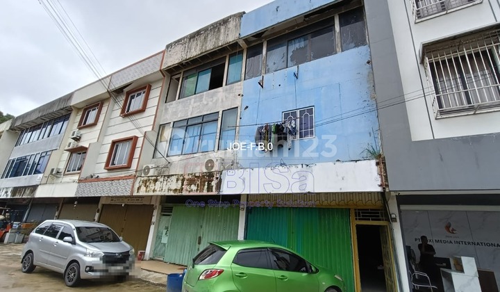 3-Story Shop House in Sakura Permai - Batu Ampar 1