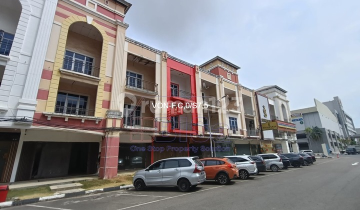 Harbourbay Shop House in Lubuk Baja - Strategic Location 2