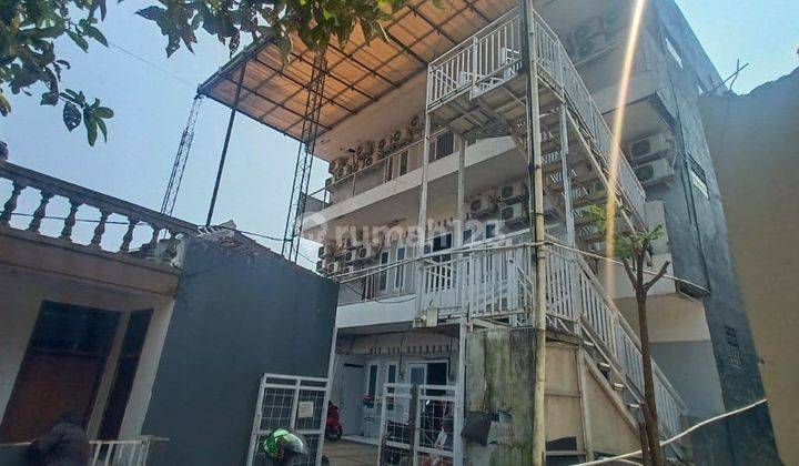 Rumah kost putri 57 kamar potensi pasif incaome setengah Milyar  1