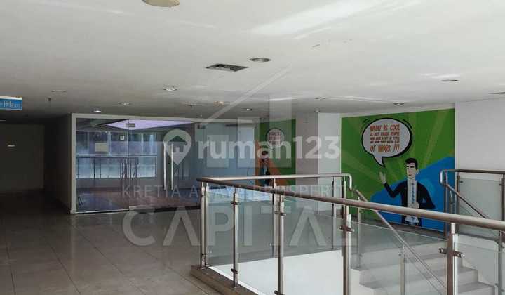 Area Komersial Ruang Usaha Lantai 2 di Tengah Kota Cocok untuk Kantor dan Usaha Kuliner