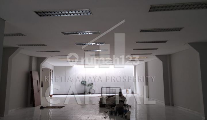 Pungkur Area Office Building in Central Commercial Location, Bandung Pungkur Area Office Building in Central Commercial Location, Bandung