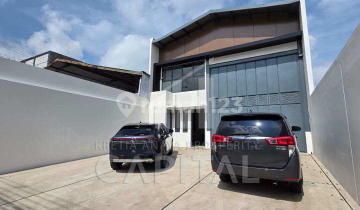 Gudang Baru Cakep Ada Kantor Sangat Siap Huni di Kopo Katapang