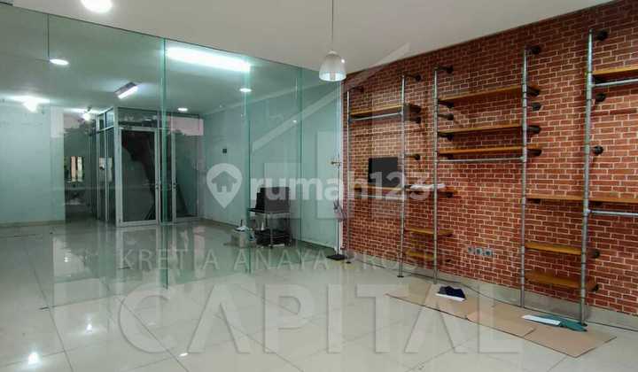 Ruko 3 Lantai Ready Untuk Usaha Posisi Strategis di Mainroad Holis