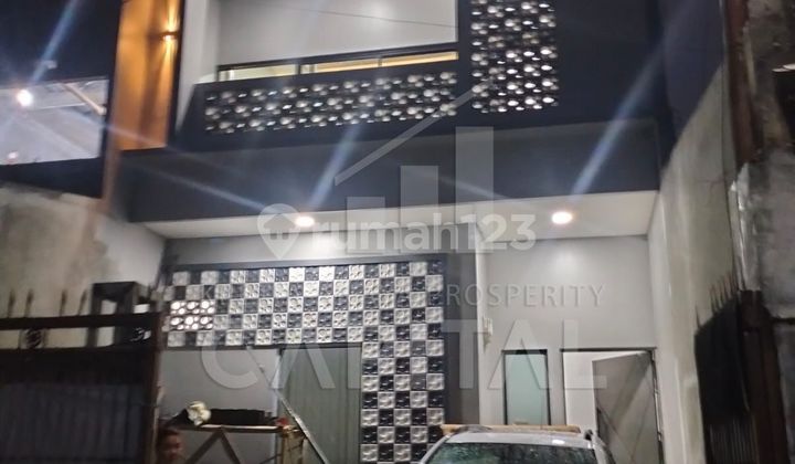 New Minimalist House in Pasir Salam, Central Bandung City