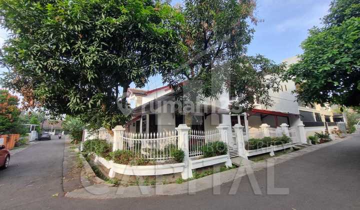 Attractive Price for Ready-to-Occupy Residential Homes with a Comfortable Environment, One Gate System, and Strategic Location in Antapani, Bandung. 2