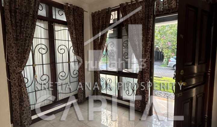 Rumah Siap Huni dengan Row Jalan Besar di Kota Baru Parahyangan Rumah Siap Huni dengan Row Jalan Besar di Kota Baru Parahyangan