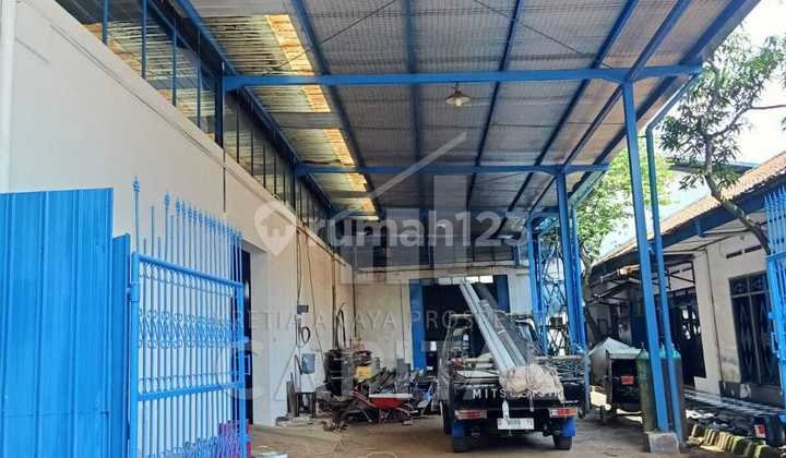 Gudang Bersih dengan Luas Berbeda Siap Pakai dan Akses Contener di Jalan Caringin Bandung Gudang Bersih dengan Luas Berbeda Siap Pakai dan Akses Contener di Jalan Caringin Bandung