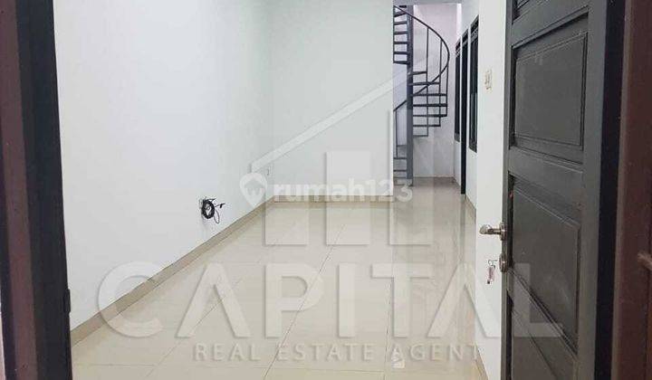 Rumah Minimalis 3 BR Singgasana Pradana 1