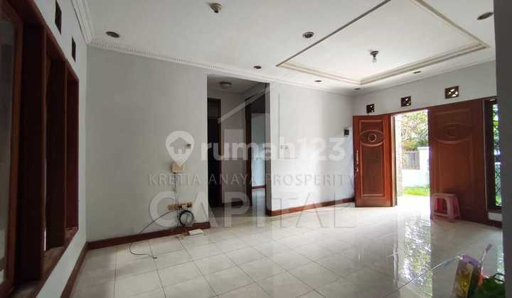 Comfortable Ready-to-Occupy House in Batununggal Mulia
