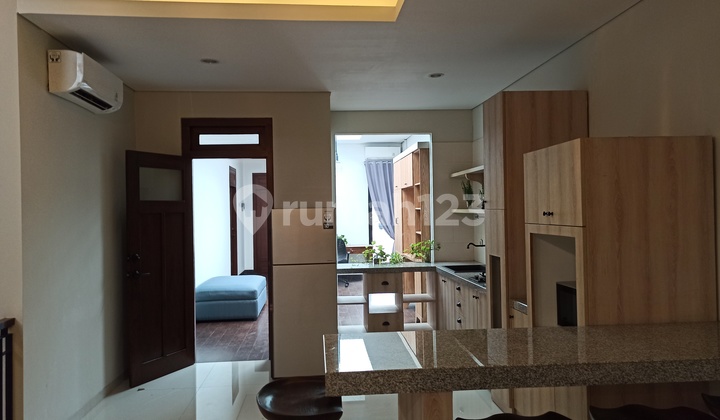 Disewakan Rumah 2lt, 4KT di Menteng Jakarta Pusat 6