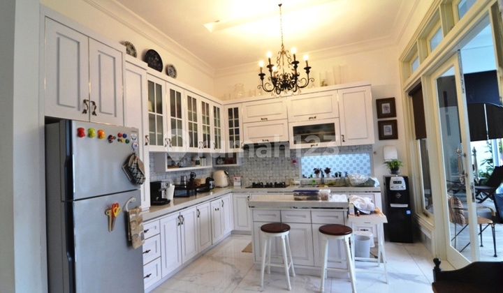 For sale: 2-story house (renovated in 2019) in Menteng, Central Jakarta 2