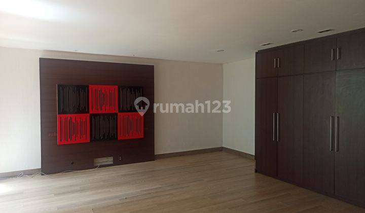 Disewakan Rumah 2lt di Trs Hang Lekir Senayan Jakarta Selatan 6