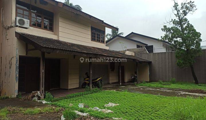 Disewakan rumah 2lt di Simprug Golf, Senayan Jakarta Selatan 2