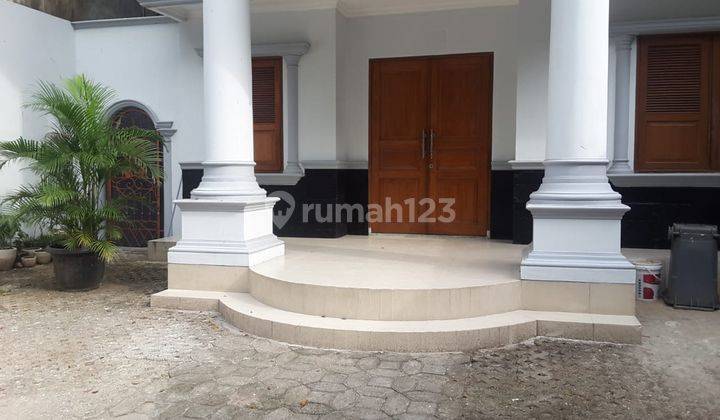 Disewakan rumah 3lt untuk Office di Gandaria Jakarta Selatan 2