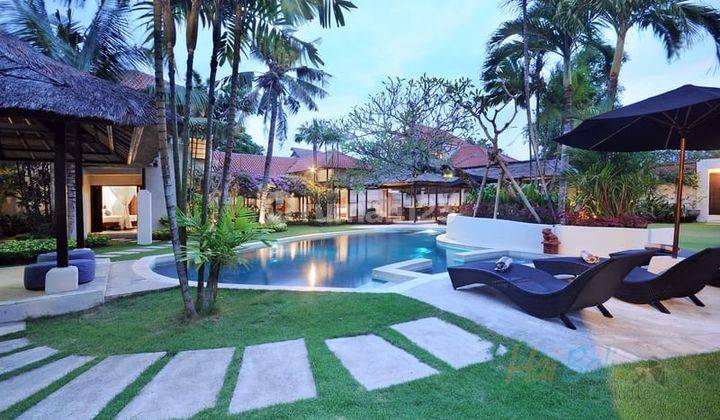 Dijual villa 9BR di Seminyak Kuta Utara Bali 2