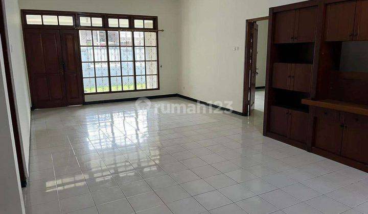 Dijual rumah 1 lt Gandaria Kebayoran Baru Jakarta Selatan 1