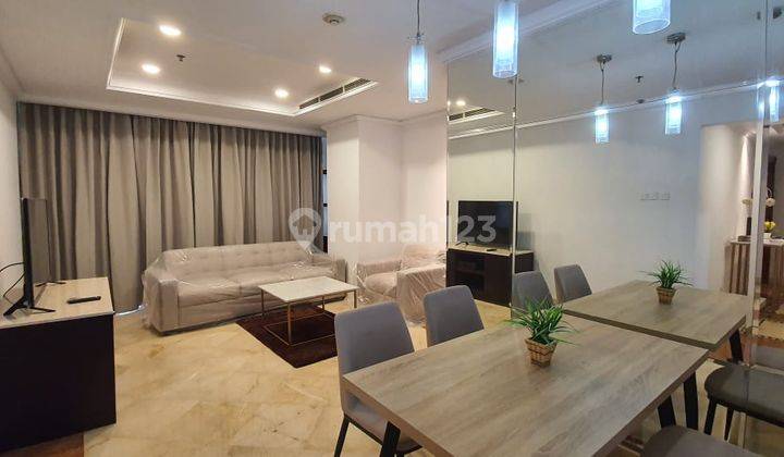 ruang makan apartemen somerset grand citra kuningan