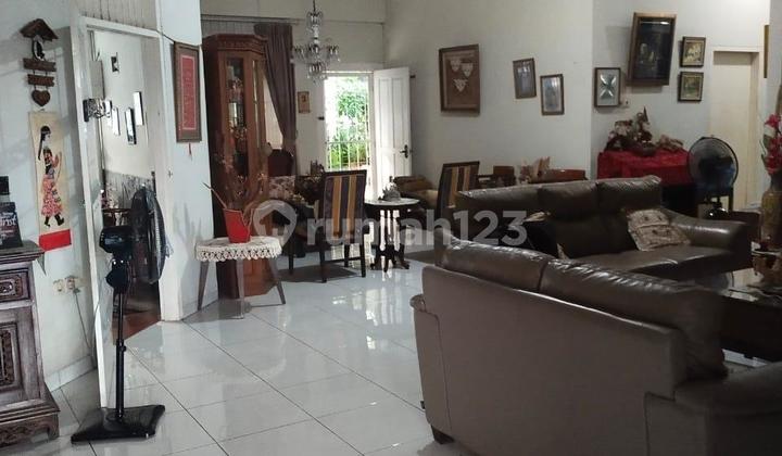 For Sale 2-Story House 5 Bedrooms In Mega Cinere Depok