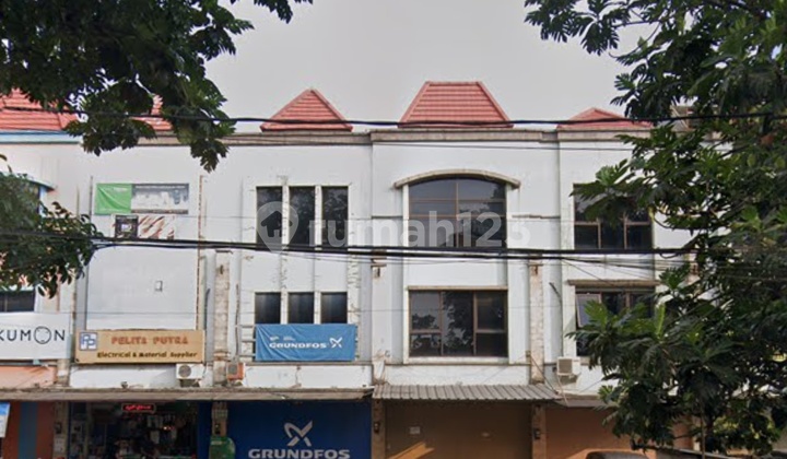 Strategic Shophouse on Jl. Gunung Batu, Bandung 1