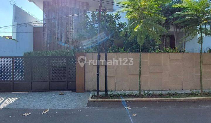 Rumah di Permata hijau
Jakarta selatan Baru 1