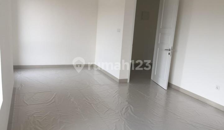 Rumah Di Cluster Elista Village Gading Serpong Tangerang 2