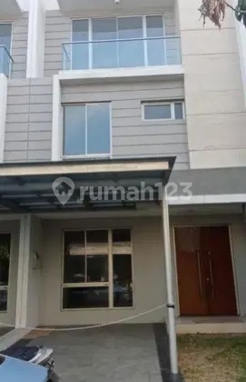 Sewa Rumah Golf Island 6x12.5 3 Lantai 