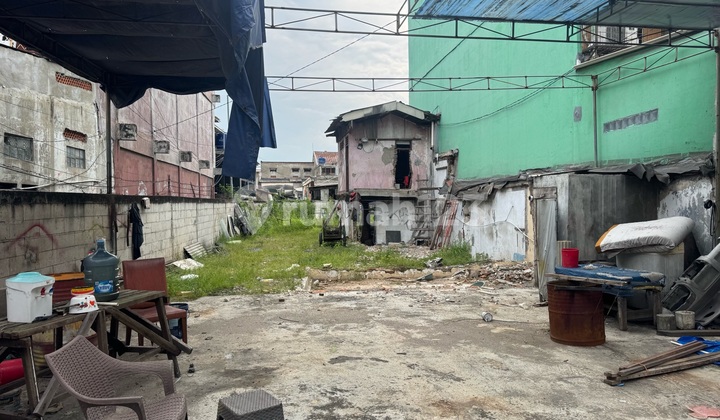 Vacant Land for Rent on Menceng Raya 600M2 Roadside Location Vacant Land for Rent on Menceng Raya 600M2 Roadside Location