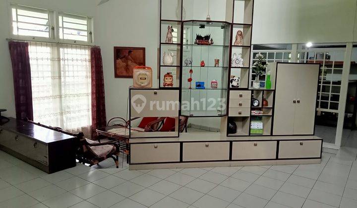 Dijual Rumah 350/240 ditengah kota Dekat KODAM Palembang
 2