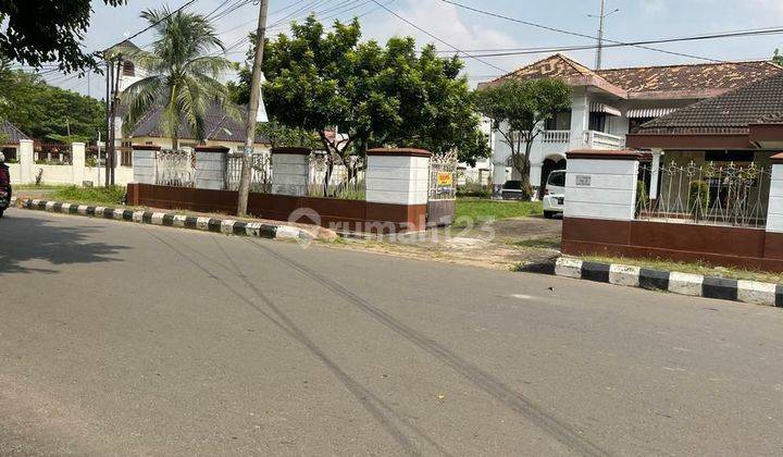 Dijual rumah Besar 563/1600 di Talang Semut Palembang
 2