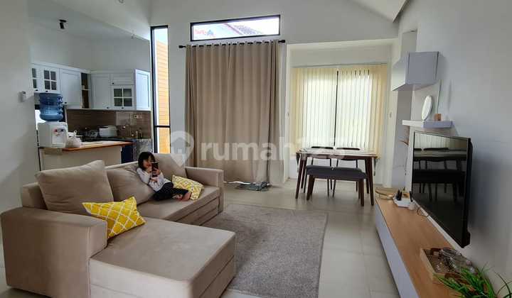 For Rent House 65/210M2 Fully Furnished Near Paramount School Sukatani Palembang 2