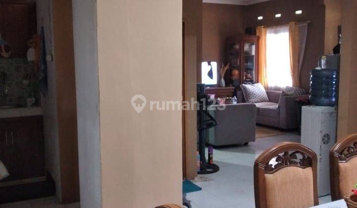 Rumah Akses Perumahan Kawasan Perumahan Acropolis Akses Jalan 8 Meter  1