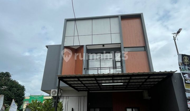 New House Eligible for KPR in Central Bogor, Strategic Location Near Schools and Hospitals.