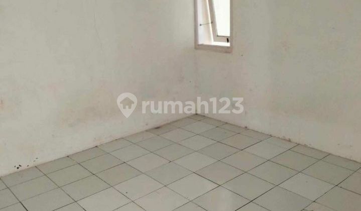 Rumah over kredit 95 jt cicilan 2 .4 jt flat tenor 12 Thn strategis dkt stasiun cilebut 4