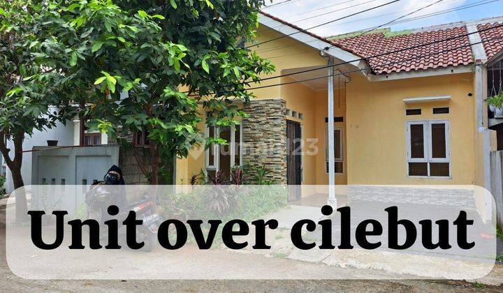 Rumah over kredit 85 jt nego dekat stasiun 1