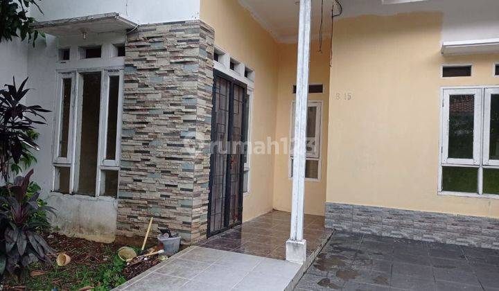 Rumah over kredit 85 jt nego dekat stasiun 2