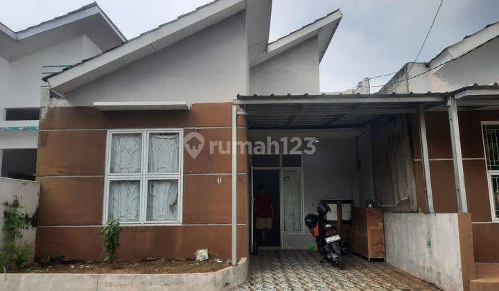 Rumah over kredit dekat perkantoran Pemda Cibinong dan stasiun kereta 1