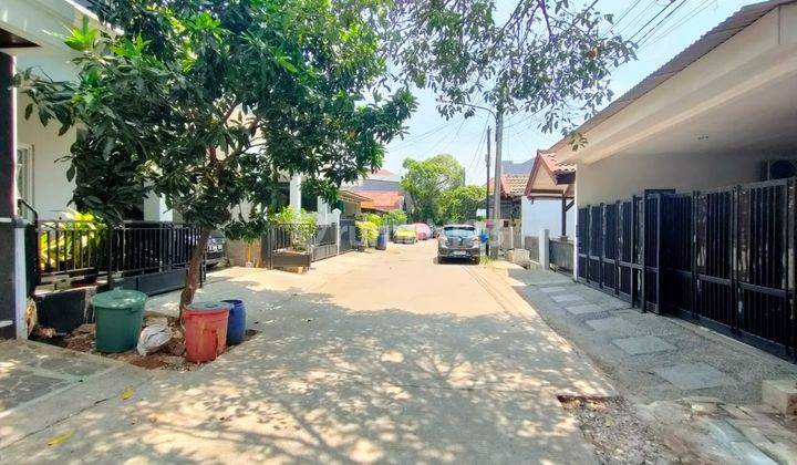 Rumah Dalam Komplek Siap Huni di Taman Century 2 Bekasi  2