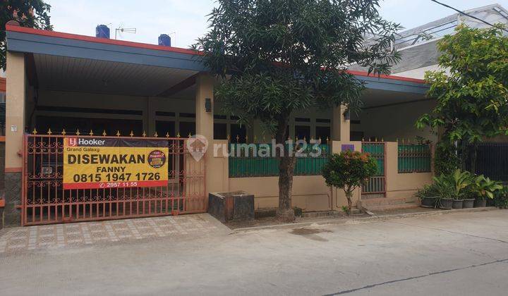 disewakan rumah di delta pekayon, siap huni, rapi dan luas, lokasi strategis, BEBAS BANJIR  1